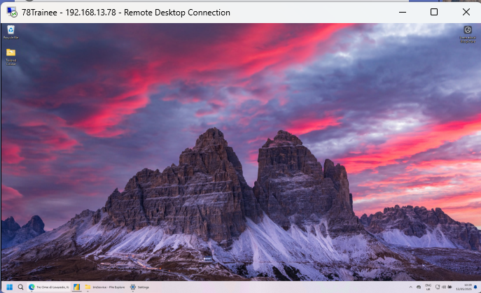 Downloading Windows 11 spotlight wallpapers